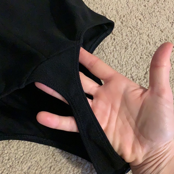 Express bodysuit size Medium in black NWOT - Picture 7 of 7